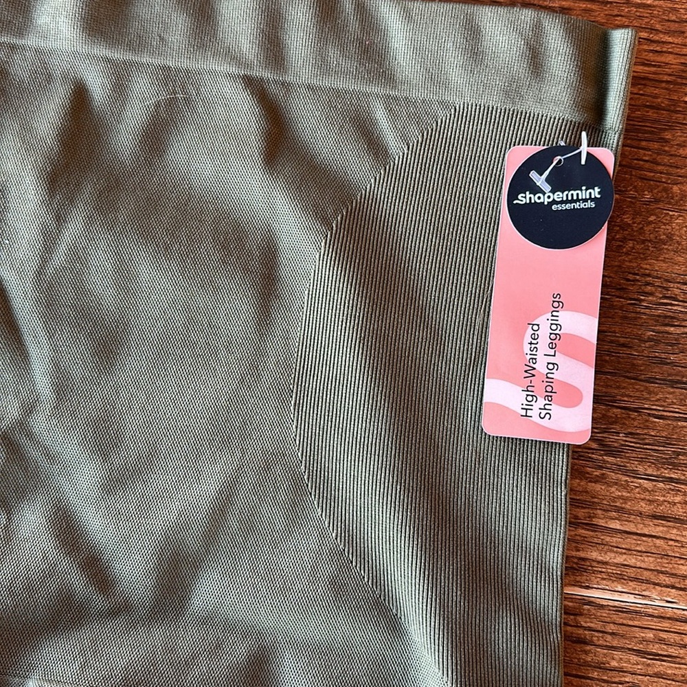 Nwt. Shapermint leggings - Picture 3 of 4